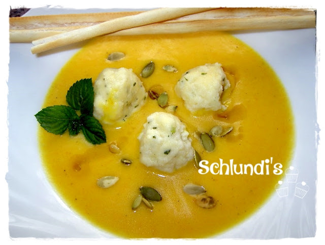 Kürbis-Kokos-Suppe