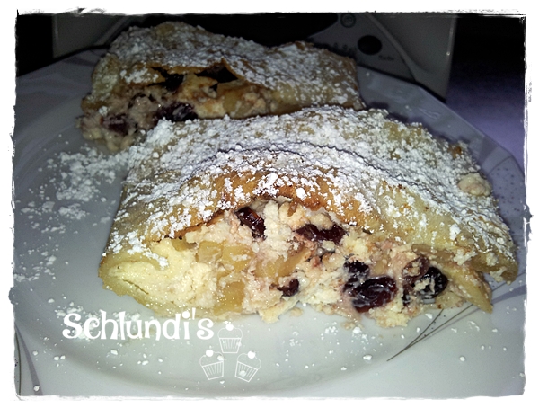 Quarkstrudelauflauf mit Äpfeln