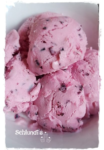 Heidelbeer-Joghurt-Eis